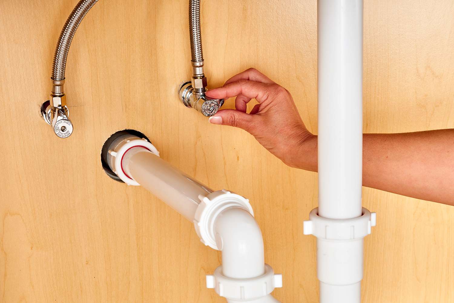 How To Plumb Water Lines For A Kitchen Sink
