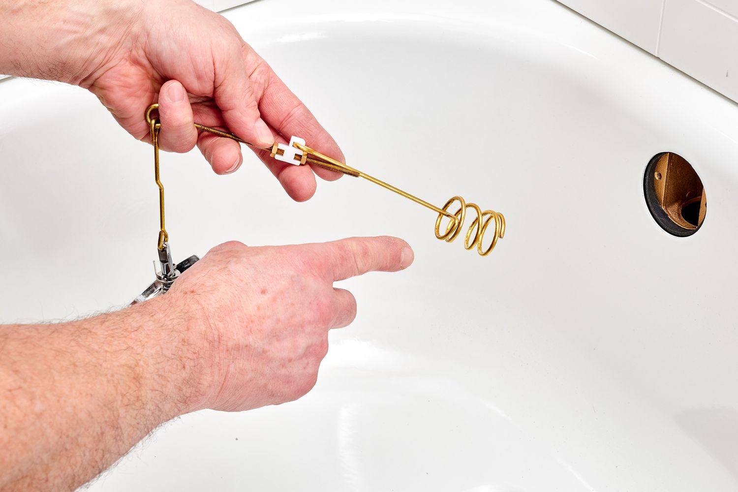 How to Remove a Plumber’s Shower Drain Plug