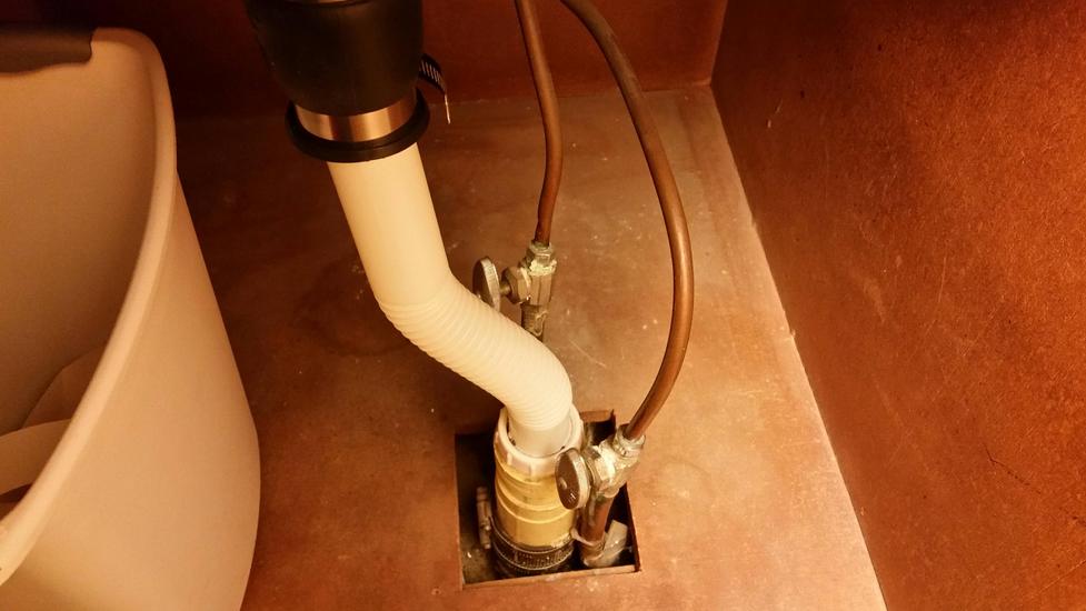 Is Your Concrete Floor Trap Dry? Here’s How to Tell