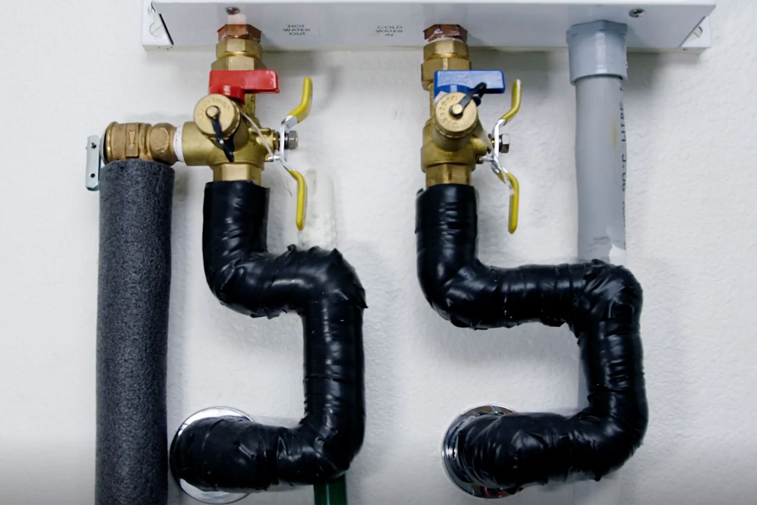 How To Turn Off The Water For Plumbing Repairs