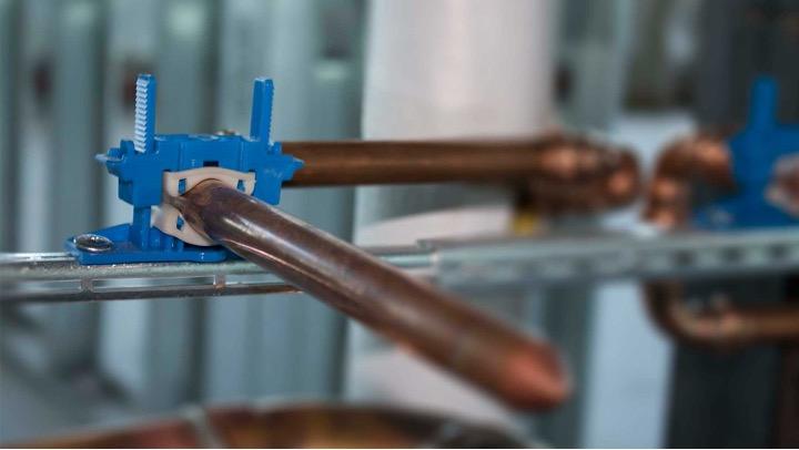 Isolate Plumbing Pipes In Wall For Shower Sound Dampen