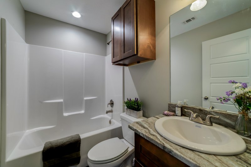 J Tower Plumbing Corp: 18022 NW 47th Place Guide
