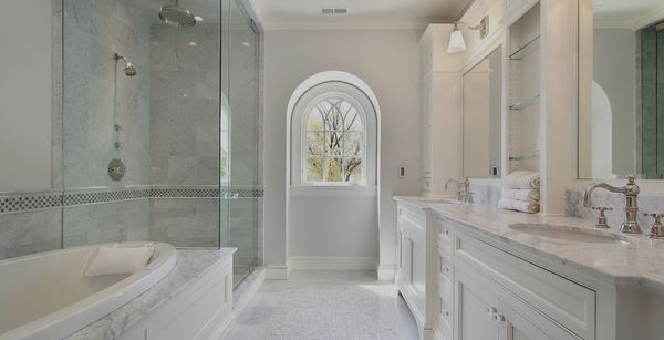 Ken’s Plumbing: Top Bathtub Refinishing & Liner Specialist in Rathdrum ID