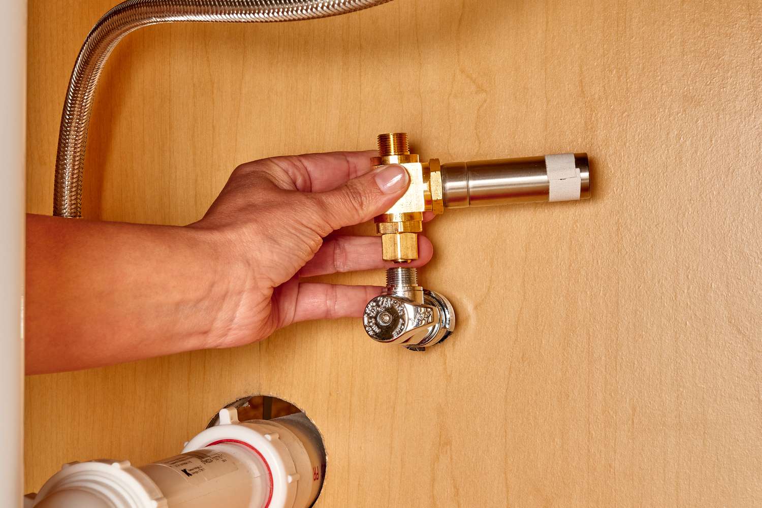 Plumber D8D Not Fix Issue Said Will Give Break: What To Do Next