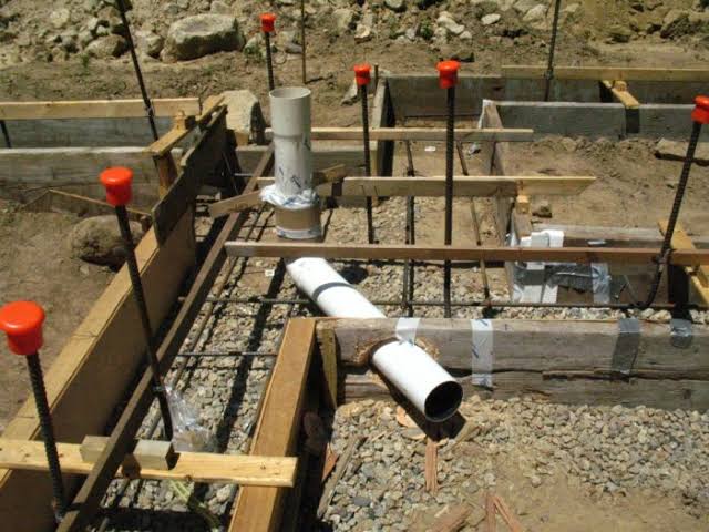 Plumbing Code for Encasing Drain Pipe Through Concrete Slab