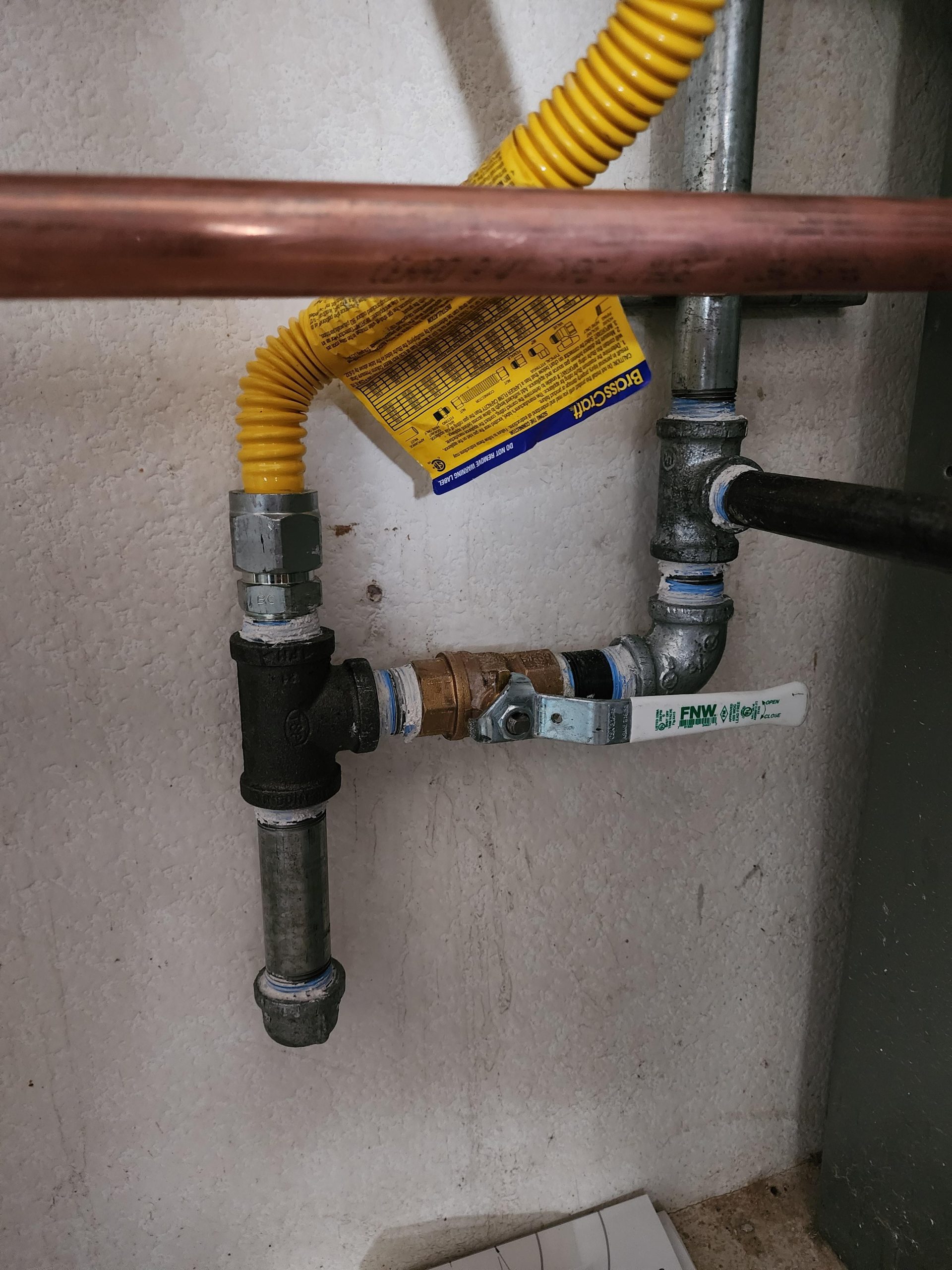 Gas Line Yellow Coating Peeled? Fix Leaks Fast & Safe