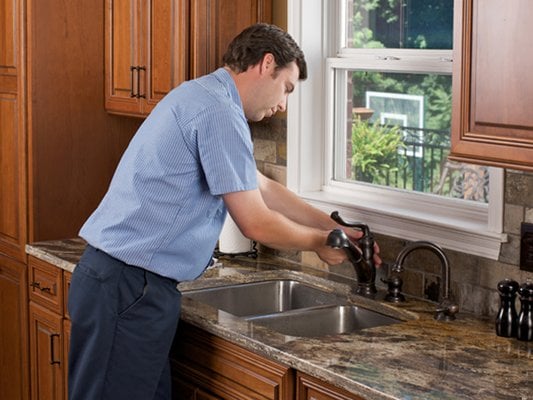 Roto-Rooter Plumbing Stoney Creek: Fast Water Cleanup