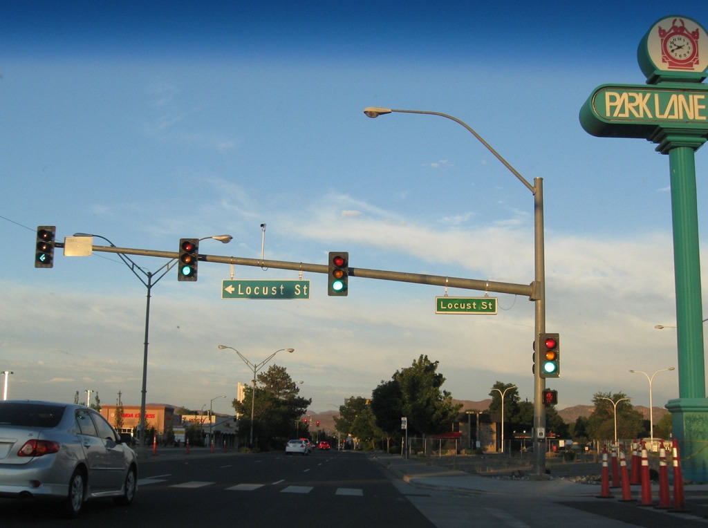 1-10-18 Semi Truck Wreck Plumb Lane Reno NV: Key Details & Safety Insights