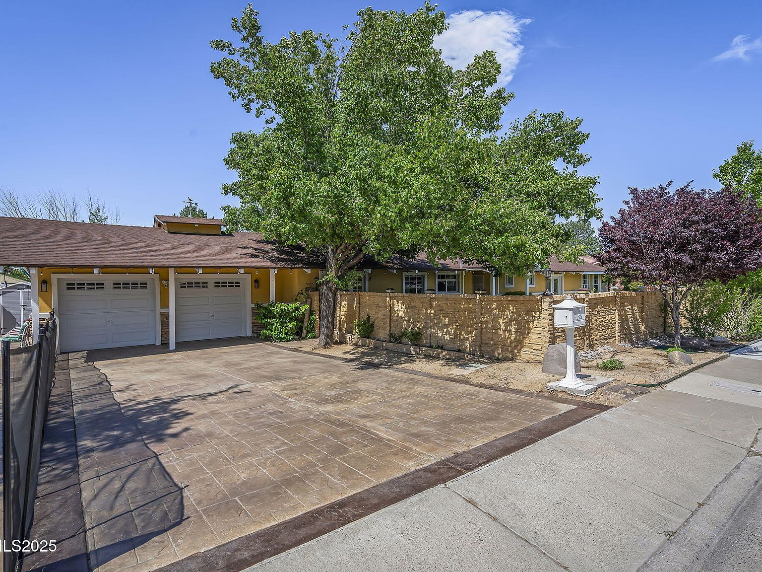 540 W Plumb Ln 1B Reno NV 89509: Complete Area Guide