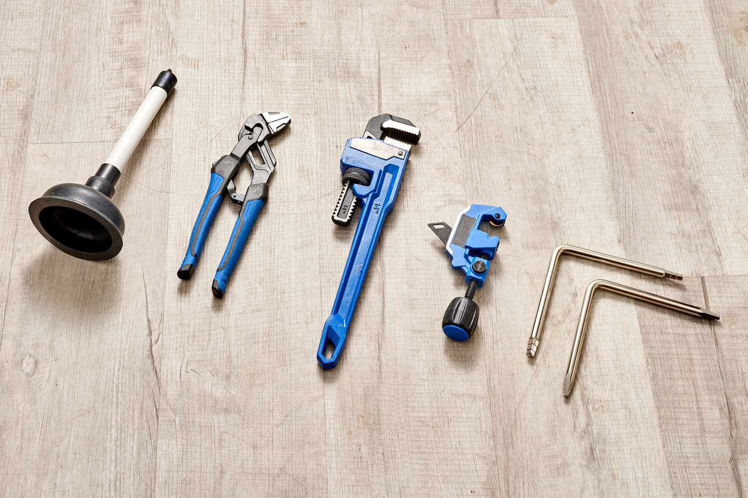 The Spruce Basic-Plumbing-Tools-2718: 8 Essential Plumbing Tools