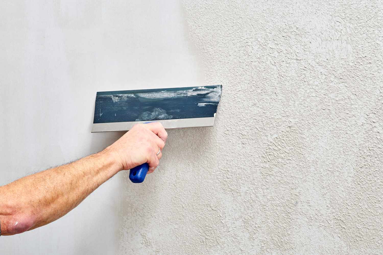 Add Thick Coats Of Mud To Plumb Wall: The Ultimate Guide