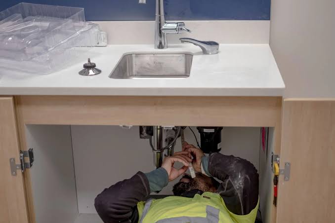 America’s Plumber Deficit Hurts the Economy
