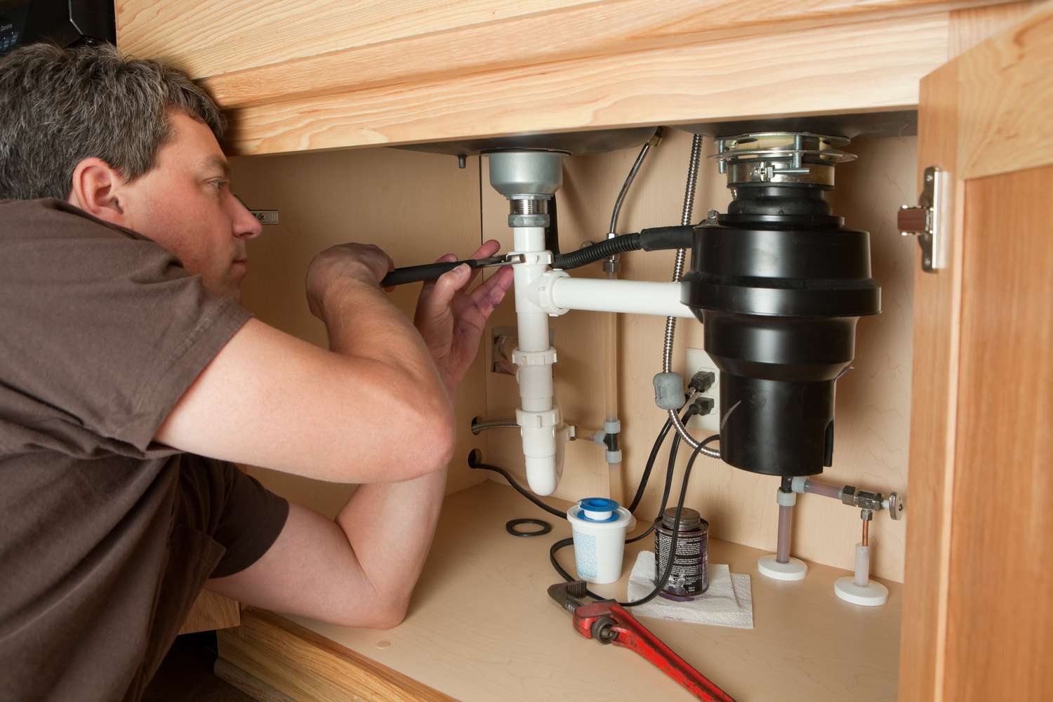 Average Cost For Plumber To Fix Garbage Disposal