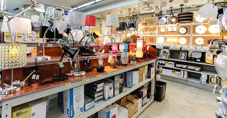 Belanger Upt Plumbing Supply Store In Montreal Québec