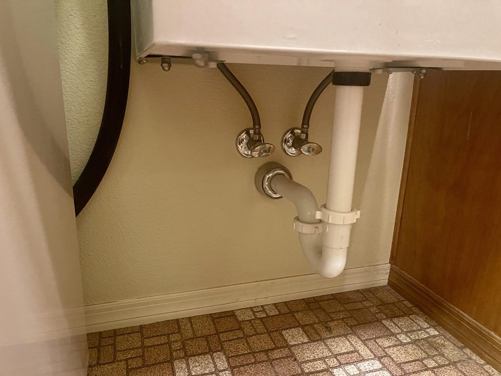 Can Washing Machine Hook Into Adjacent Sink Plumbing