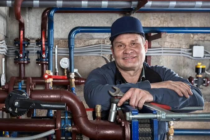 Can You Be A Plumber To General Contractor