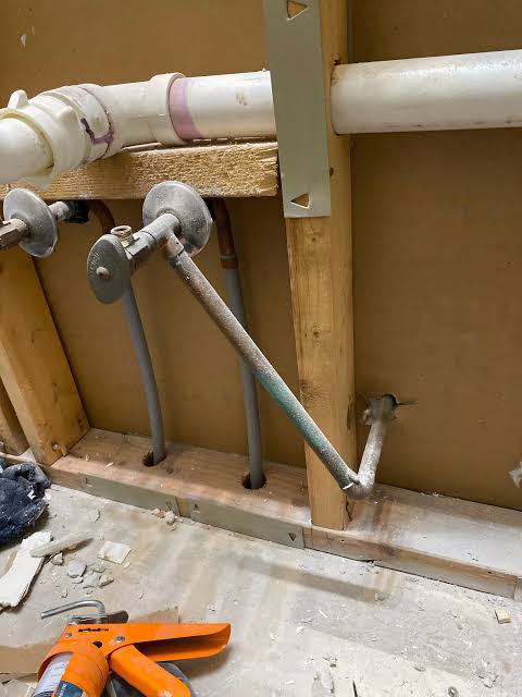 Can You Redo Plumbing With Out Opening Walls