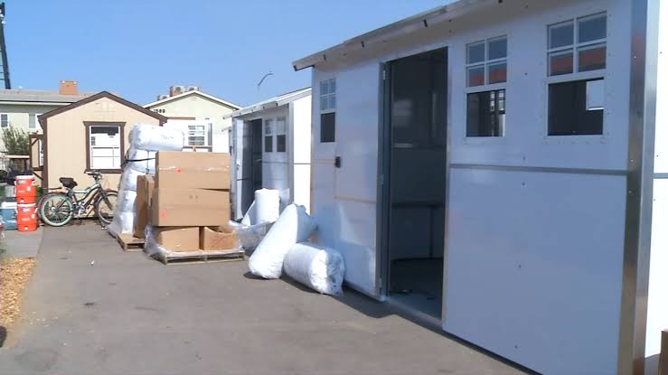 Can You Rent Living Quarters With No Plumbing