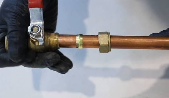Can You Use Compression Fittings For All Plumbing?