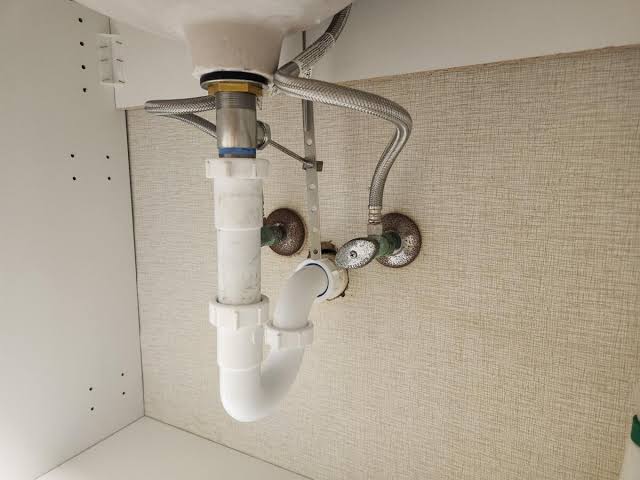 Can You Use Draino On RV Plastic Plumbing?