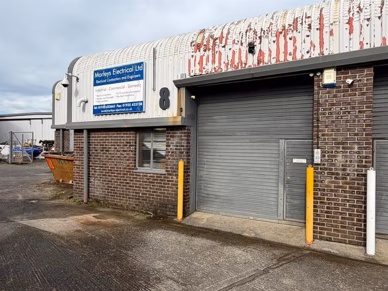City Plumbing Supplies Yeovil: Lynx West Guide