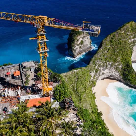 Coastal Elevators: Fixing Not Plumb Issues